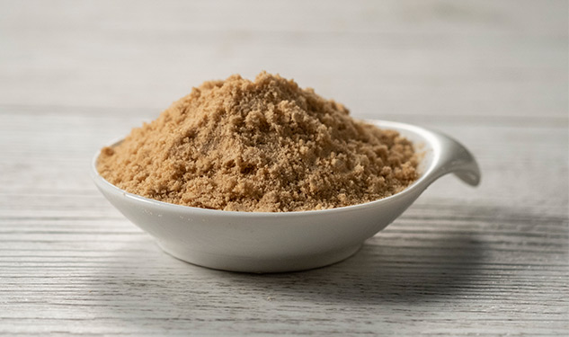 Proteína funcional de piel de cerdo en polvo de tono dorado claro